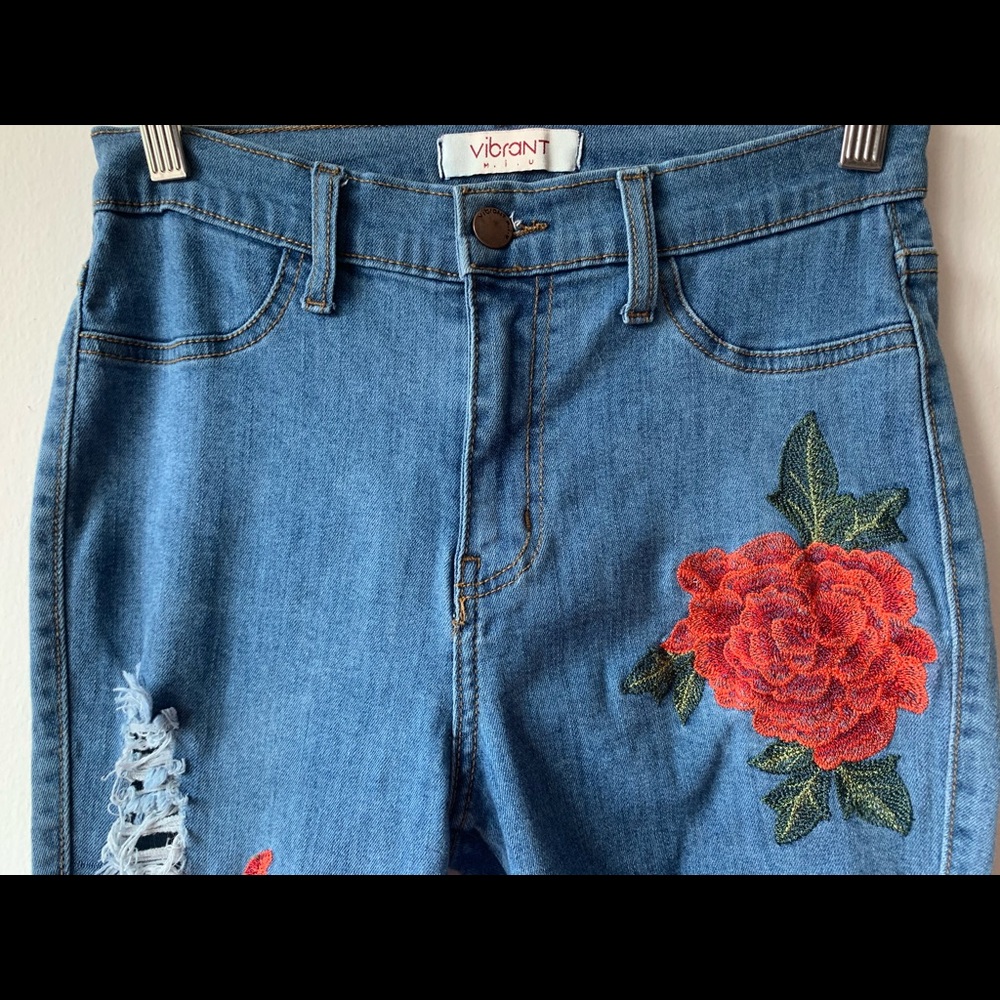 Distressed Vibrant Rose Jeans Size W27